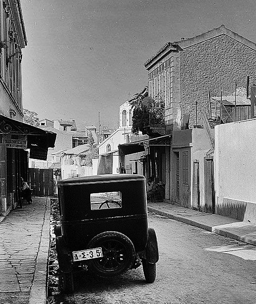 Αθήνα – Ελλάδα, πληγωμένες πόλεις και χερουβικά σκουπίδια