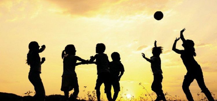 Θέλουμε τὰ παιδιά μας ἀετοὺς τοῦ πνεύματος ἢ πουλερικὰ στὸ κοτέτσι τοῦ συστήματος;