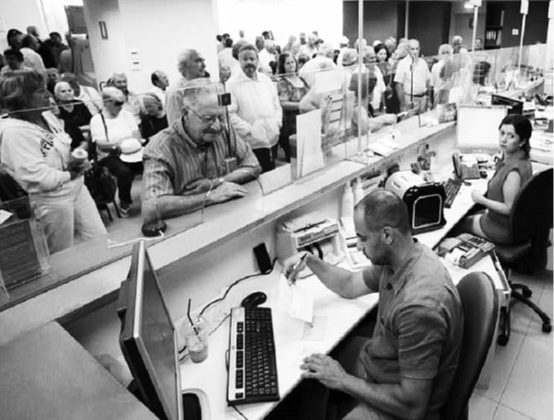 Με φανταστικό χρήμα λειτουργούν οι τράπεζες