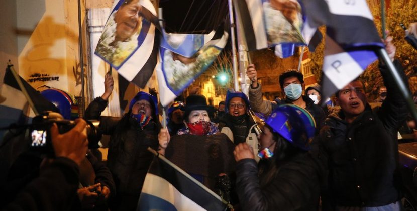 Προς νίκη κόμματος Μοράλες στη Βολιβία