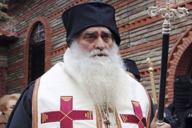 Η “Χρυσή Αυγή” διώκει, προσβάλλει και εξευτελίζει τον Χριστό