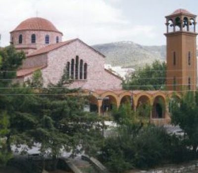 Να αξιοποιηθούν οι υπαίθριοι χώροι γύρω από τις εκκλησίες