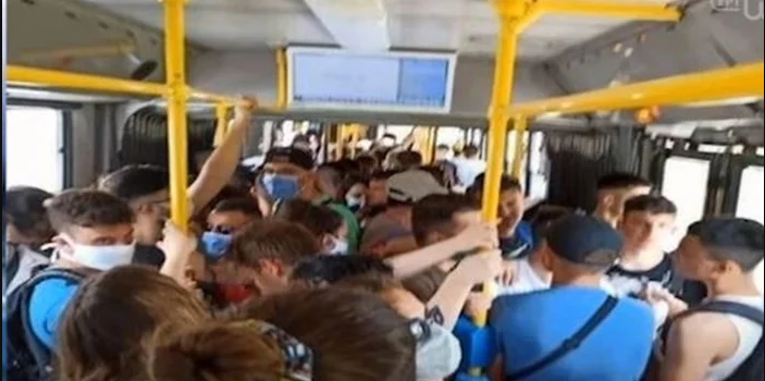 Για μια άλλη στρατηγική αντιμετώπισης της πανδημίας