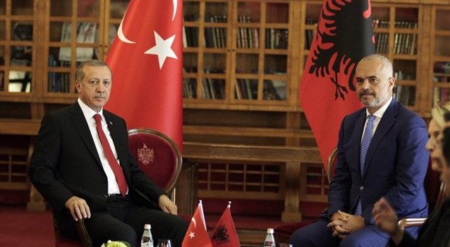 Τουρκική διείσδυση στην Αλβανία