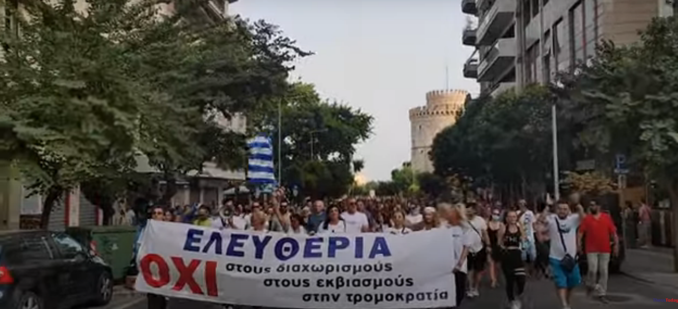 Διχαστικό αφήγημα: το endgame της κυβέρνησης Μητσοτάκη;*
