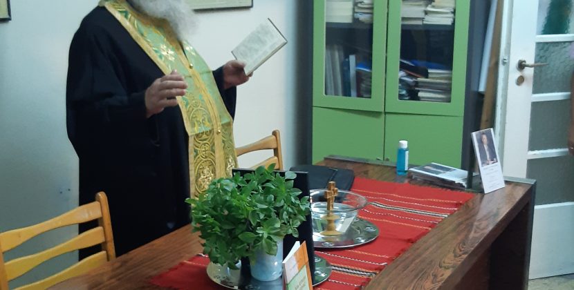 Ἁγιασμὸς στὸ γραφεῖο τῆς ΧΔ καὶ τῆς «Χ»-Δεῖτε τὸ ΒΙΝΤΕΟ