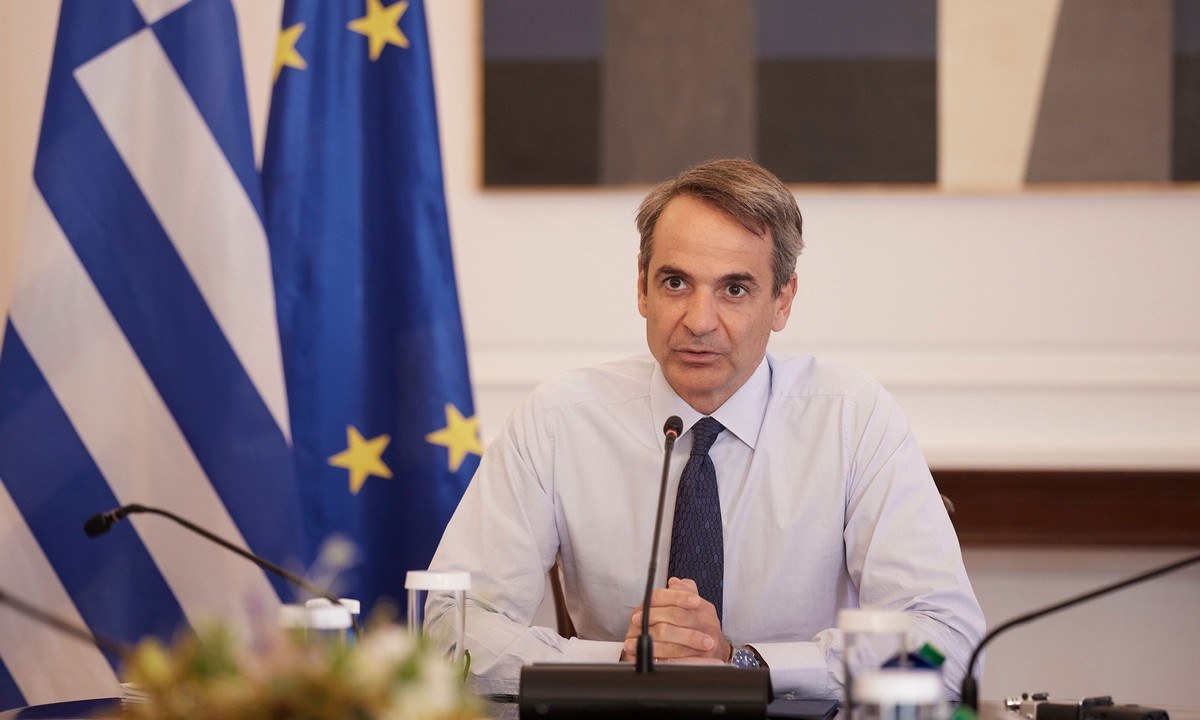 Υποχρεωτικός εμβολιασμός στους άνω των 60 με κύρωση πρόστιμο 100 ευρώ/μήνα!