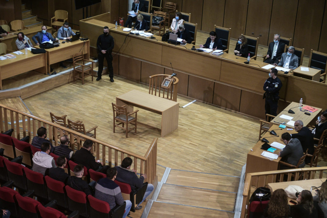 Να γίνει στο Εφετείο η δίκη της “Χρυσής Αυγής”