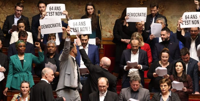 Με διάταγμα ο Μακρόν αυξάνει το όριο συνταξιοδότησης