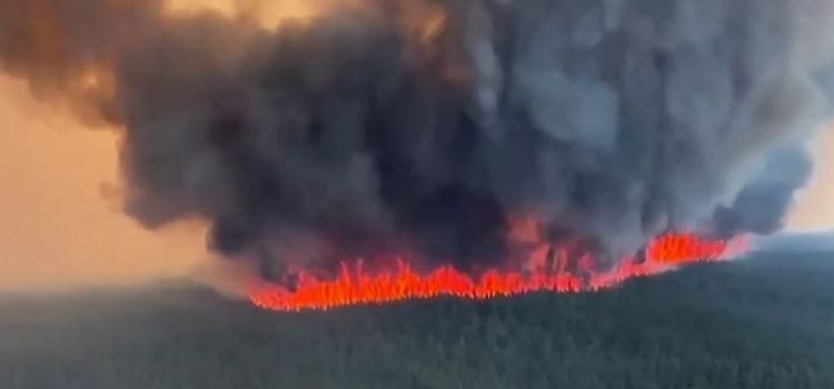 Τεράστια οικολογική καταστροφή στον Καναδά