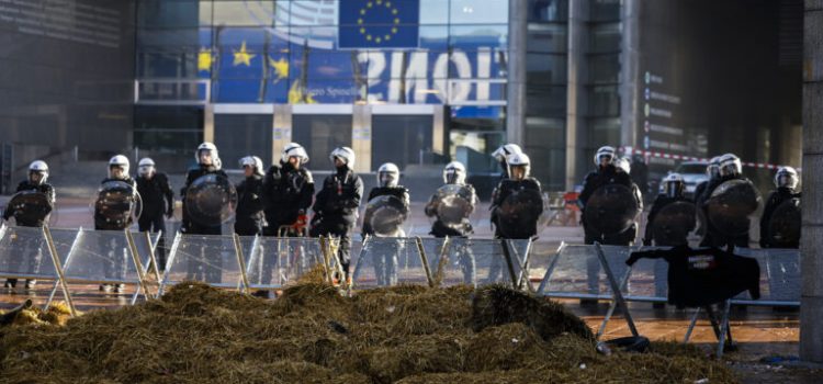 Ο ΕΥΡΩΠΑΙΟΣ ΠΟΛΙΤΗΣ ΕΙΝΑΙ ΗΘΙΚΟΣ ΠΟΛΙΤΗΣ;;