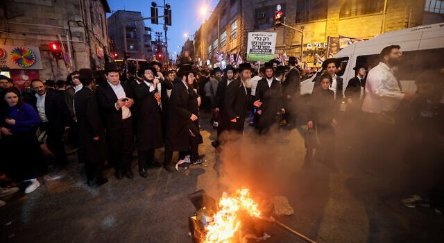 “Υπερορθόδοξοι” συνεταίροι Νετανιάχου: Πολεμάμε μελετώντας την Τορά