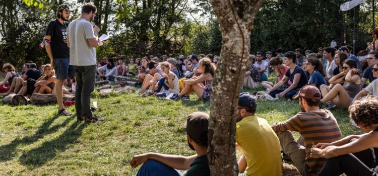 «Anastasis»: Χριστιανοί κατά του καπιταλισμού